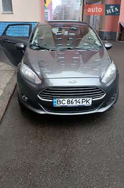 Хэтчбек Ford Fiesta 2017 в 