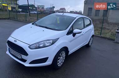 Хэтчбек Ford Fiesta 2016 в Первомайске