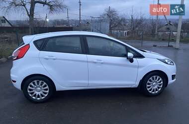 Хэтчбек Ford Fiesta 2016 в Первомайске