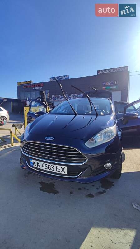Хэтчбек Ford Fiesta 2016 в Одессе