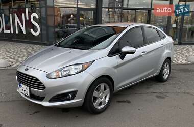 Седан Ford Fiesta 2015 в Києві