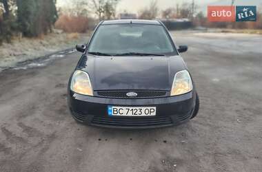 Хэтчбек Ford Fiesta 2003 в Червонограде