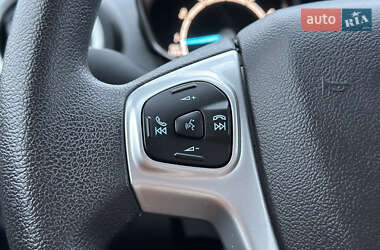 Седан Ford Fiesta 2019 в 
