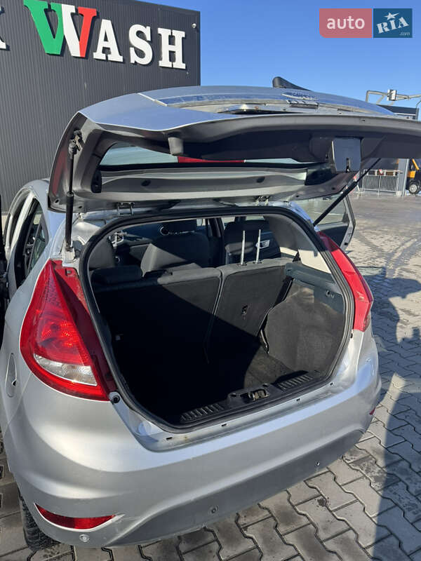 Хэтчбек Ford Fiesta 2012 в Черновцах фото 10 Хэтчбек Ford Fiesta 2012 в Черновцах