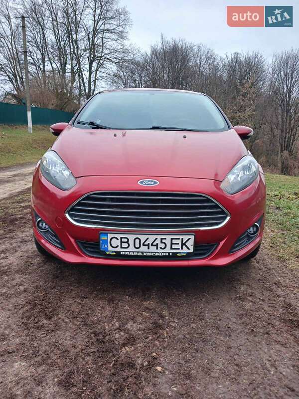Хэтчбек Ford Fiesta 2013 в 
