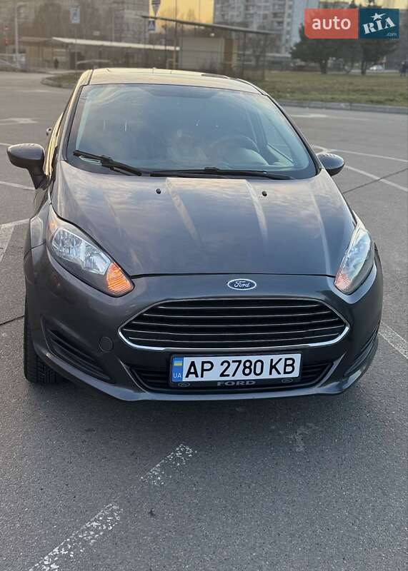 Седан Ford Fiesta 2018 в Киеве