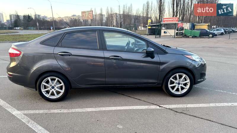 Седан Ford Fiesta 2018 в Киеве