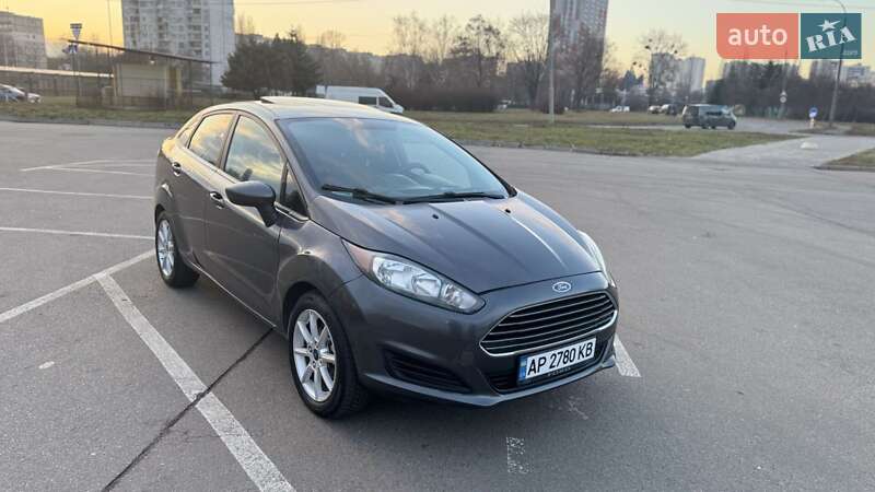 Седан Ford Fiesta 2018 в Киеве