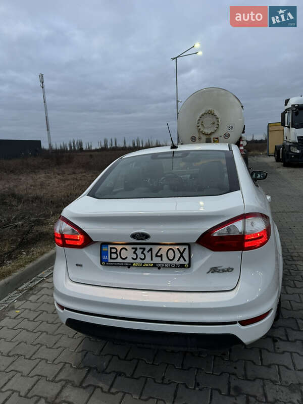 Седан Ford Fiesta 2017 в Киеве фото 6 Седан Ford Fiesta 2017 в Киеве
