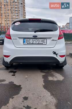 Хэтчбек Ford Fiesta 2012 в Киеве