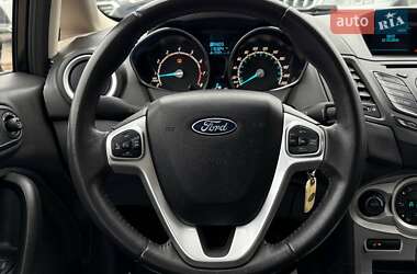 Хетчбек Ford Fiesta 2014 в Києві