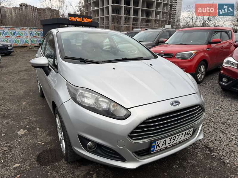 Седан Ford Fiesta 2019 в Києві