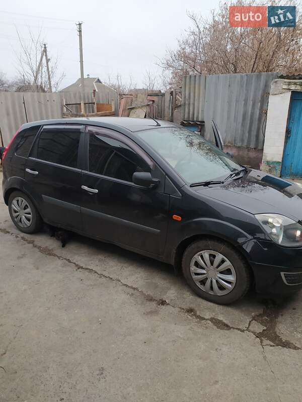 Хэтчбек Ford Fiesta 2007 в Лозовой