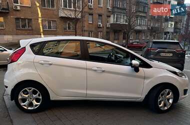 Хетчбек Ford Fiesta 2012 в Києві