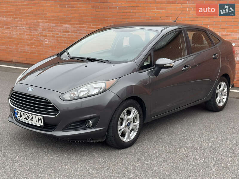 Седан Ford Fiesta 2014 в Киеве