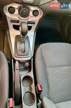 Седан Ford Fiesta 2018 в 