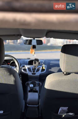 Хэтчбек Ford Fiesta 2011 в Сумах