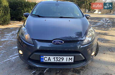 Хэтчбек Ford Fiesta 2011 в Христиновке