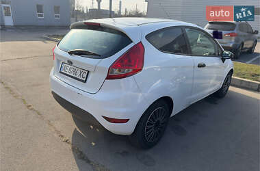 Хэтчбек Ford Fiesta 2009 в 