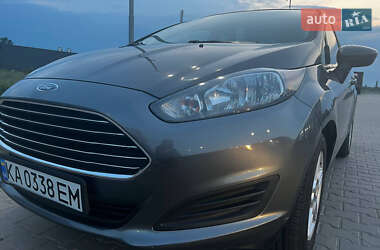 Седан Ford Fiesta 2017 в Вишневом