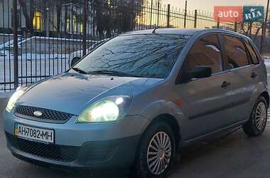 Хэтчбек Ford Fiesta 2006 в Киеве