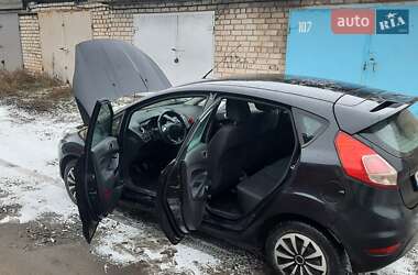 Хэтчбек Ford Fiesta 2014 в 