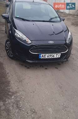 Хэтчбек Ford Fiesta 2014 в 