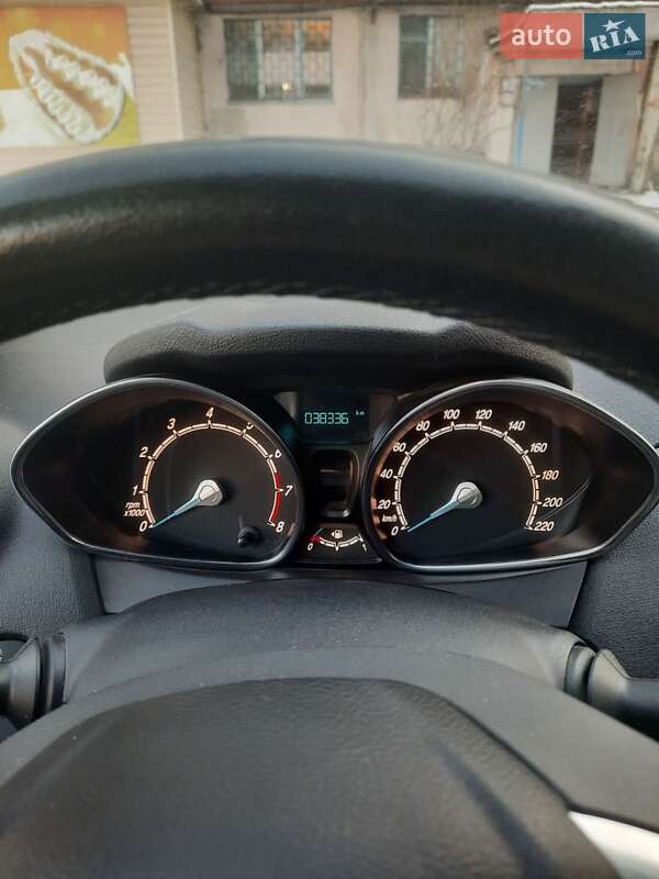 Хэтчбек Ford Fiesta 2014 в Днепре