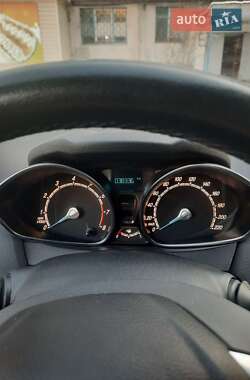 Хэтчбек Ford Fiesta 2014 в 