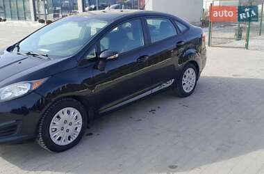 Седан Ford Fiesta 2013 в Львове