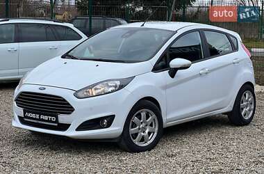 Хетчбек Ford Fiesta 2015 в Стрию