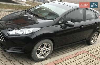 Хэтчбек Ford Fiesta 2017 в Черновцах