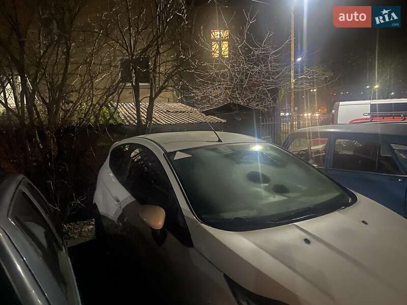 Хэтчбек Ford Fiesta 2013 в Ужгороде