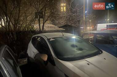 Хэтчбек Ford Fiesta 2013 в 
