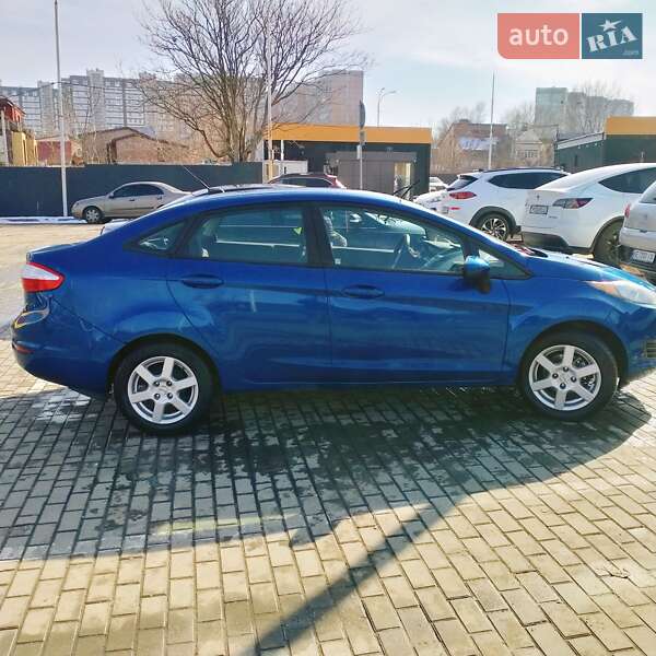 Седан Ford Fiesta 2018 в Днепре