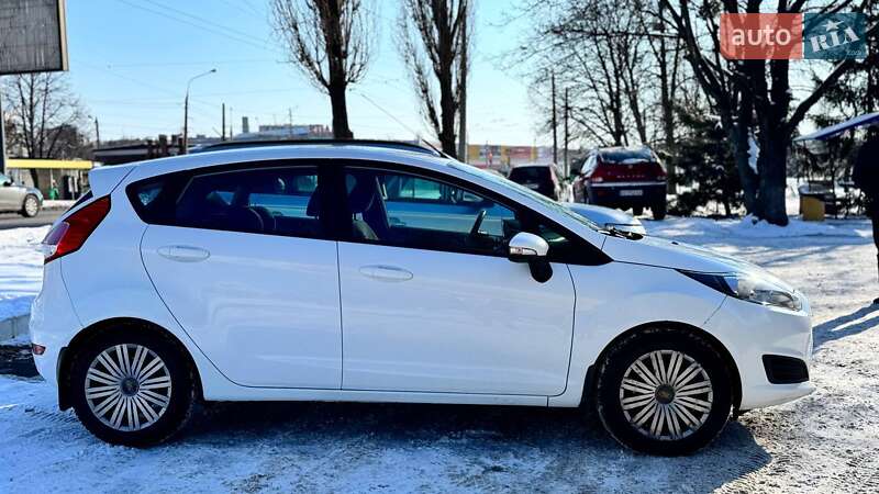 Хэтчбек Ford Fiesta 2016 в Харькове