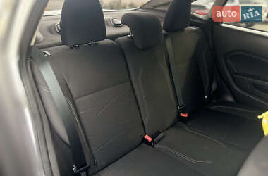 Седан Ford Fiesta 2014 в 