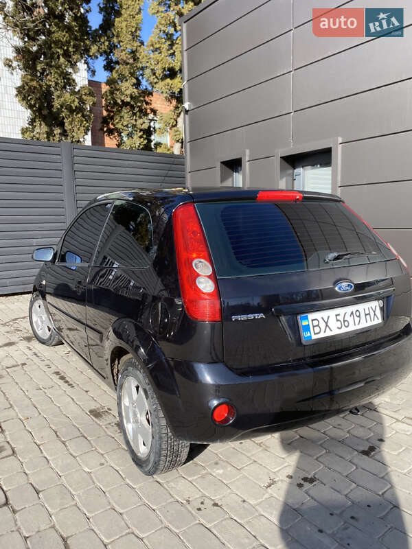 Хэтчбек Ford Fiesta 2008 в Каменец-Подольском фото 2 Хэтчбек Ford Fiesta 2008 в Каменец-Подольском