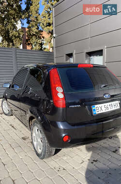 Хэтчбек Ford Fiesta 2008 в 