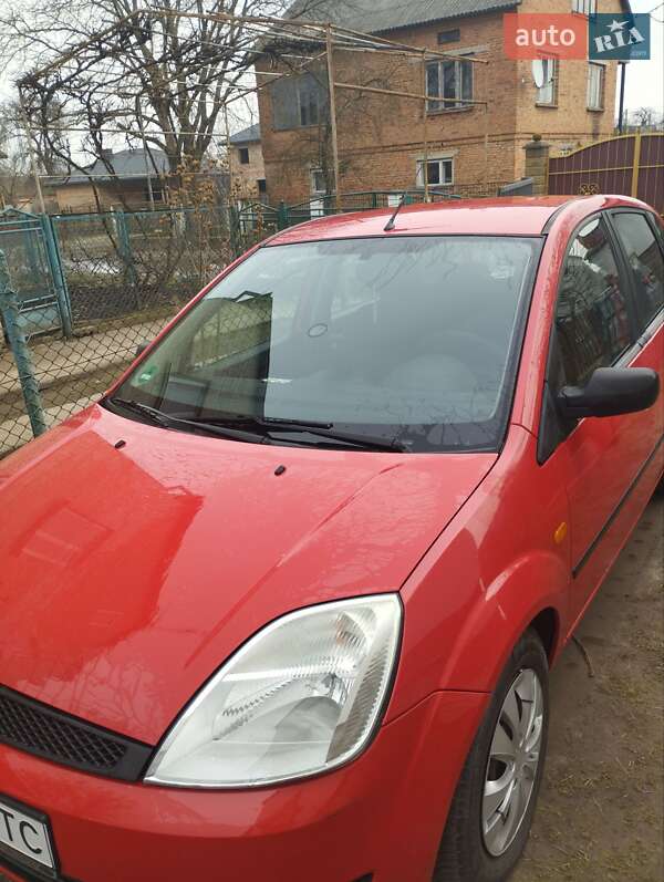Хетчбек Ford Fiesta 2005 в Кам'янці-Бузькій