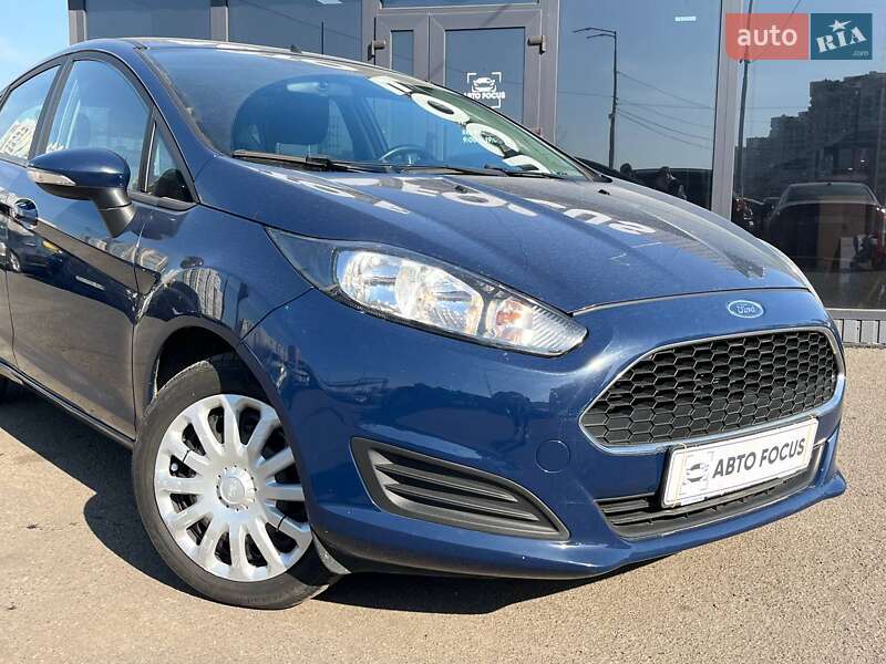 Хэтчбек Ford Fiesta 2016 в Киеве