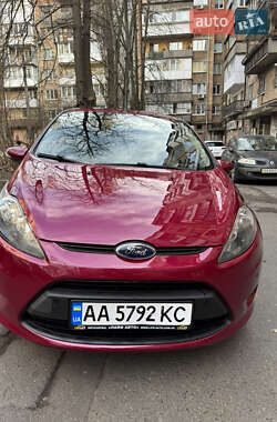 Хэтчбек Ford Fiesta 2011 в Киеве