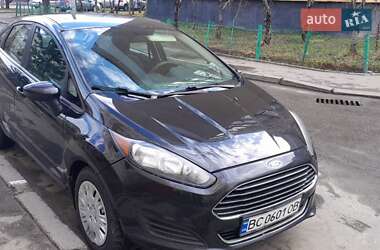 Седан Ford Fiesta 2013 в Львове