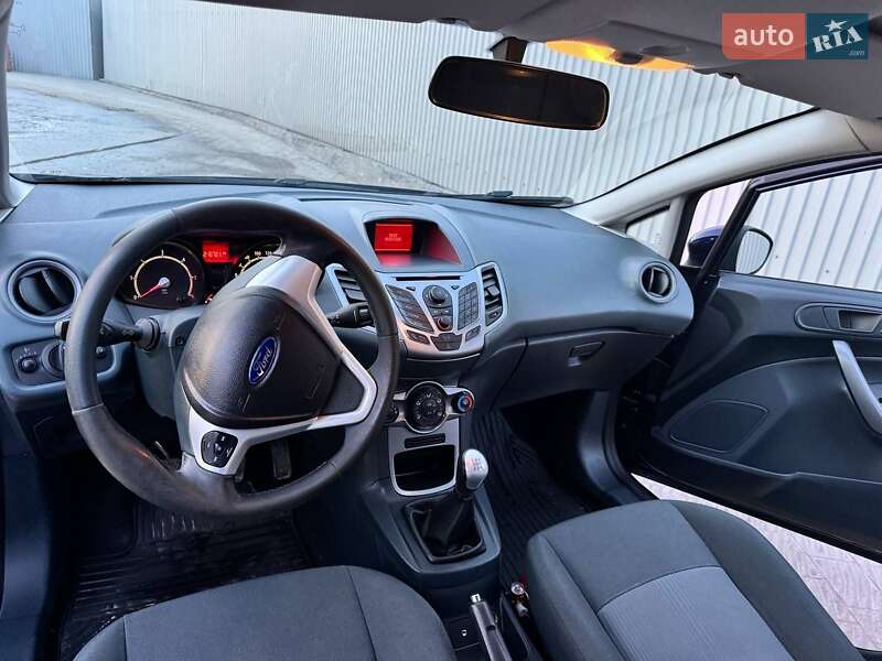 Хэтчбек Ford Fiesta 2011 в Тернополе