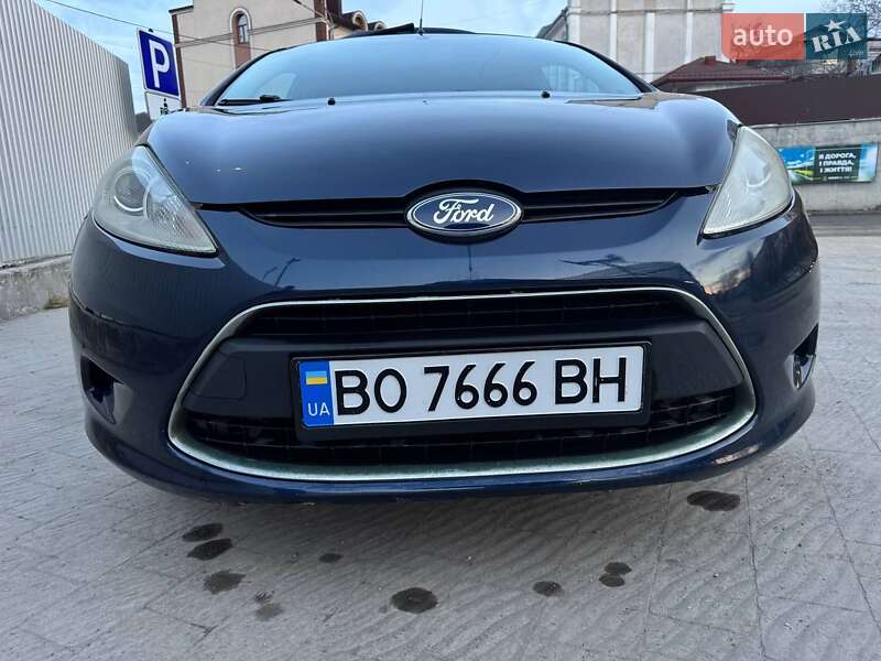 Хэтчбек Ford Fiesta 2011 в Тернополе