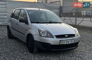 Хэтчбек Ford Fiesta 2006 в Каменец-Подольском