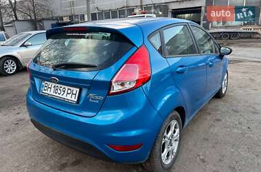 Хэтчбек Ford Fiesta 2014 в 