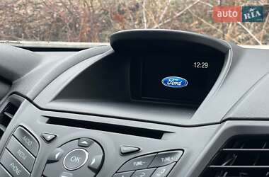 Хэтчбек Ford Fiesta 2019 в 