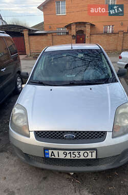 Хэтчбек Ford Fiesta 2006 в Ирпене