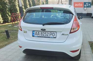 Хэтчбек Ford Fiesta 2017 в 